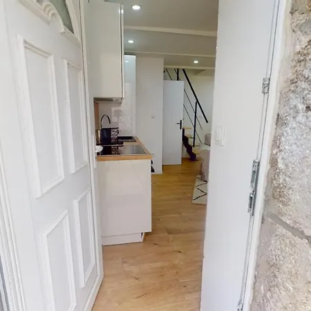 Ferienhaus Charmante Maison En Pierre - Centre -