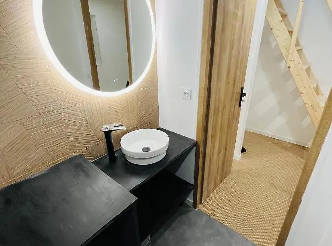 Charmante Maison En Pierre - Centre -