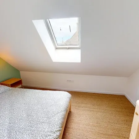 Charmante Maison En Pierre - Centre - *