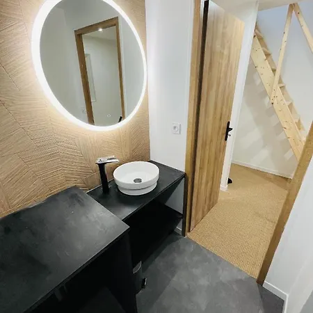 Charmante Maison En Pierre - Centre -