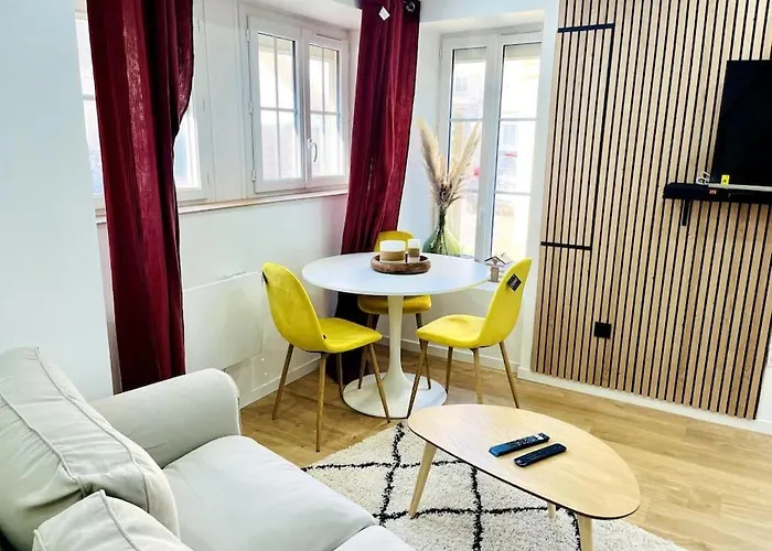 Charmante Maison En Pierre - Centre - Feriehus *