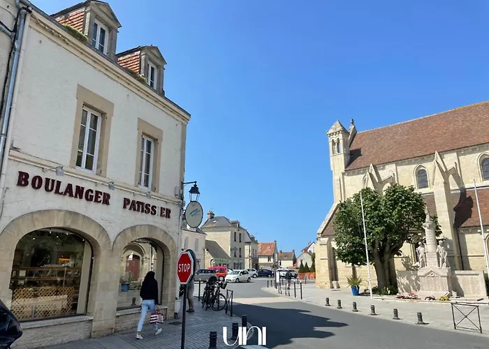 Charmante Maison En Pierre - Centre - Feriehus Ouistreham