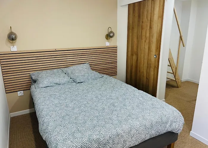 בית נופש Charmante Maison En Pierre - Centre - וויסטרהאם